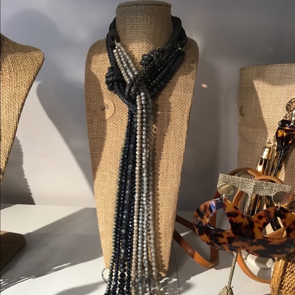 Stylish lasso Necklace from LuxuriaMobile Boutique - Picture 1 of 1